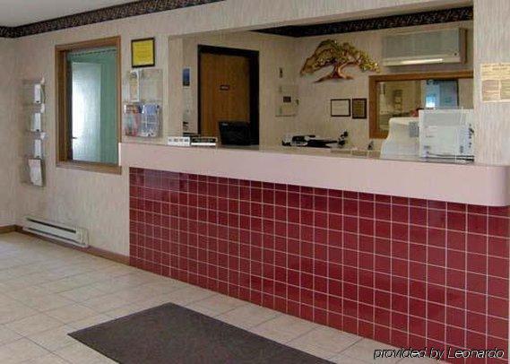 Rodeway Inn Cedar Rapids Dalaman gambar