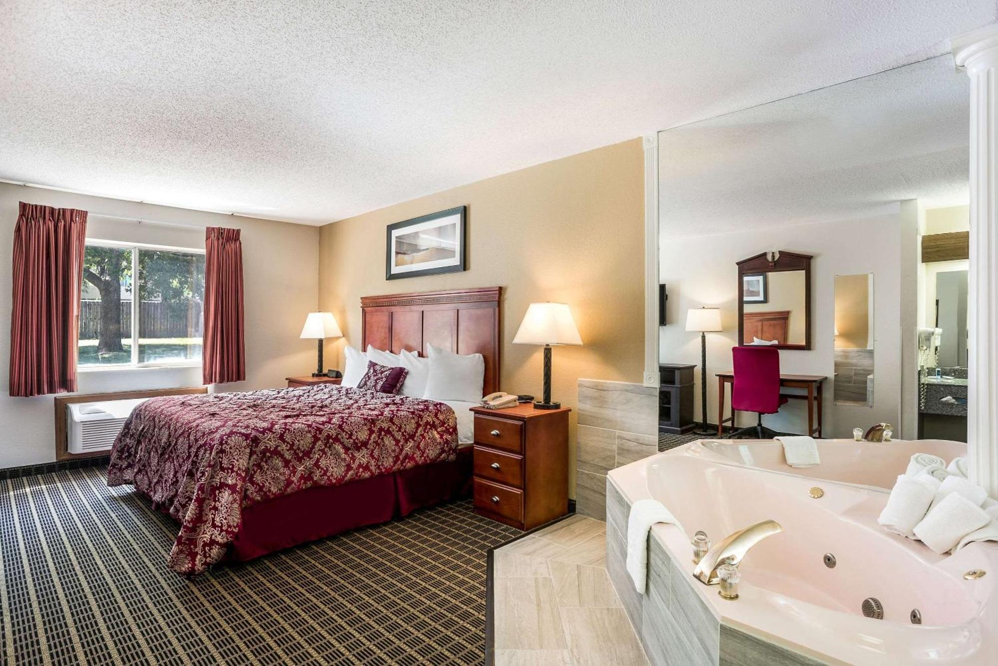 Rodeway Inn Cedar Rapids Luaran gambar