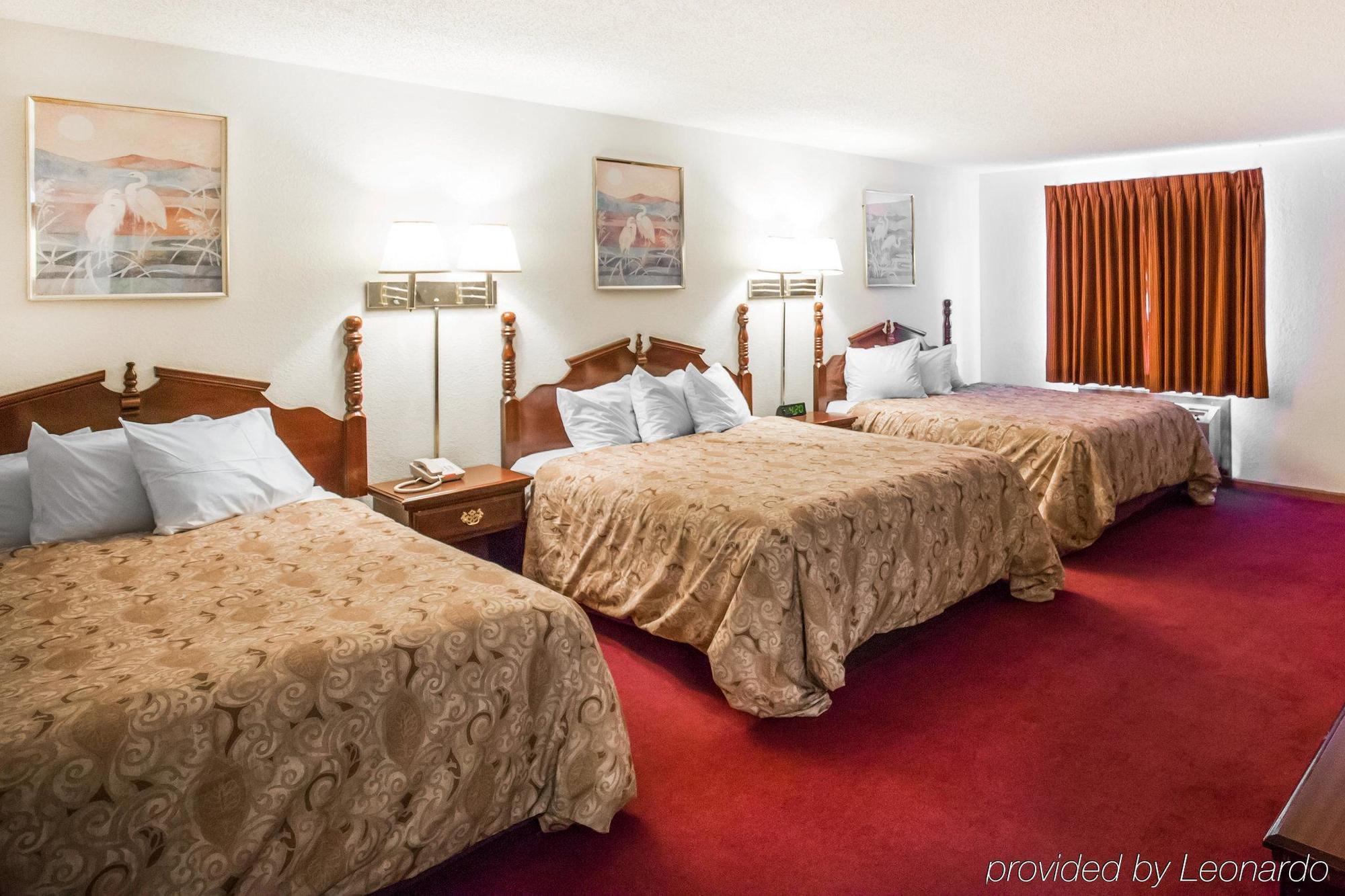 Rodeway Inn Cedar Rapids Luaran gambar