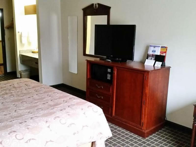 Rodeway Inn Cedar Rapids Luaran gambar